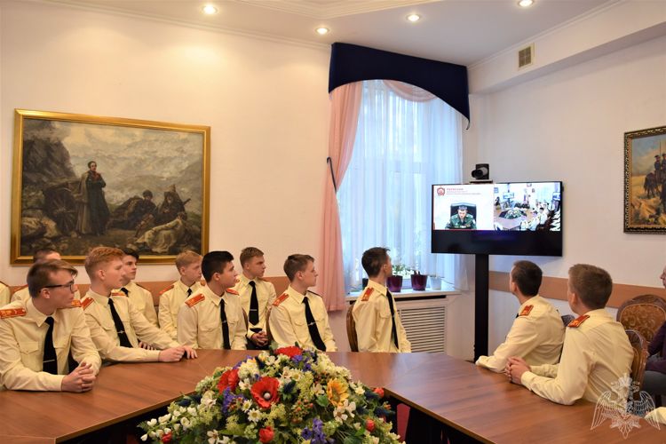 Телемост Москва – Пермь: на вопросы будущих курсантов ответили курсанты нынешние