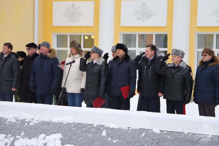 В Перми открылся международный слет юных патриотов "Равнение на победу!"