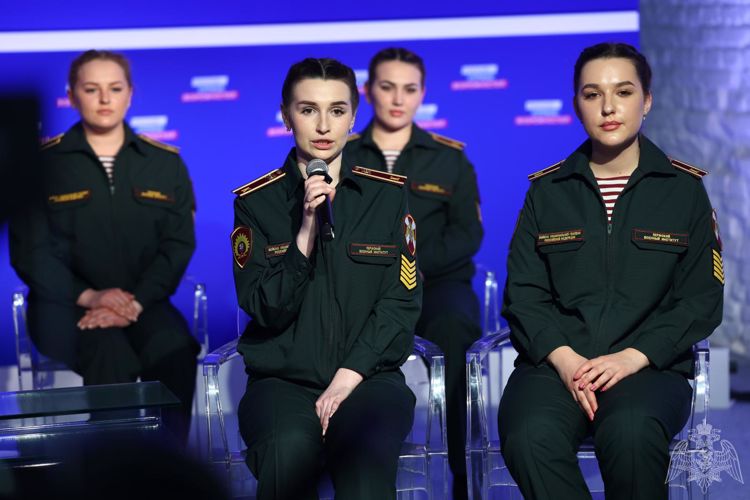 Курсанты Пермского военного института Росгвардии приняли участие в форуме, посвященном итогам работы президентской платформы АНО «Россия – страна возможностей» 