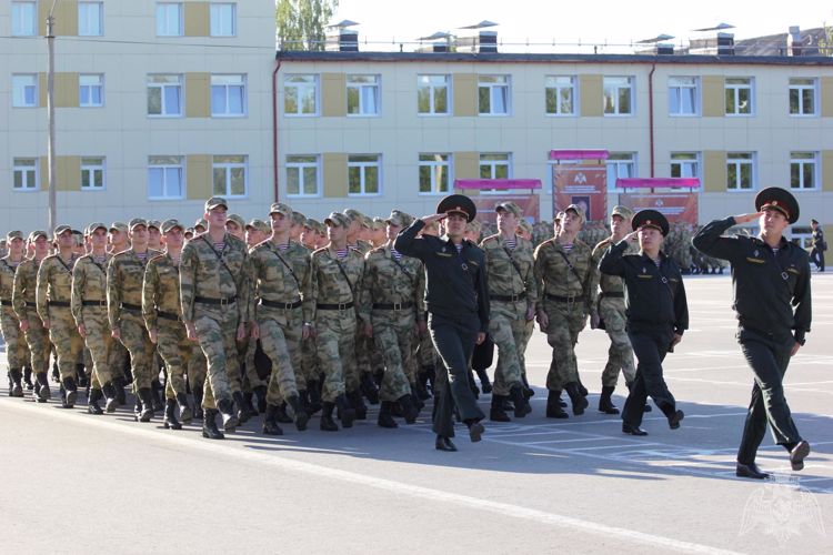 В Пермском военном институте Росгвардии прошло торжественное построение, посвящённое началу нового учебного года