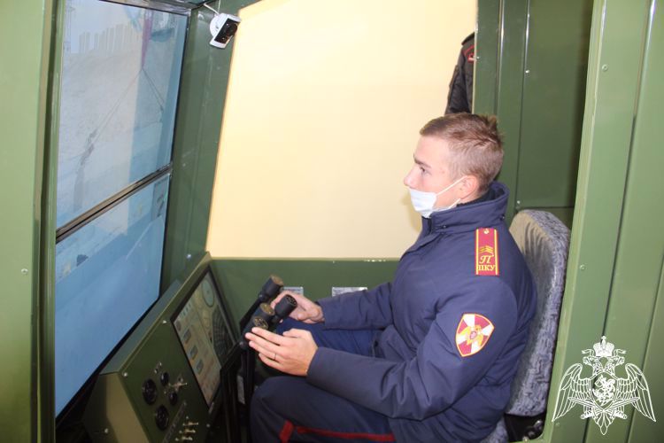 В Пермском военном институте Росгвардии прошла экскурсия для кадет Пермского президентского кадетского училища 