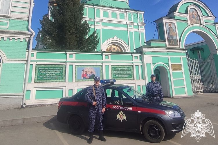 Пермские правоохранители обеспечили охрану общественного порядка и безопасности во время празднования Пасхи