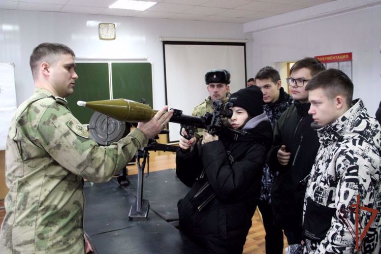 В Пермском военном институте Росгвардии прошел День открытых дверей