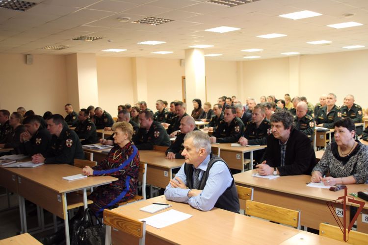 В Пермском военном институте Росгвардии преподаватели провели информационное мероприятие в рамках «Года педагога и наставника» 