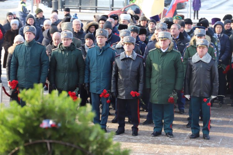 Начальник Управления Росгвардии по Пермскому краю принял участие в церемонии возложения венков и цветов
