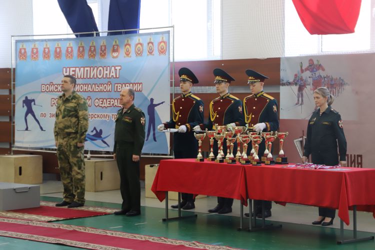 В Перми подвели итоги чемпионата Росгвардии по зимнему офицерскому троеборью