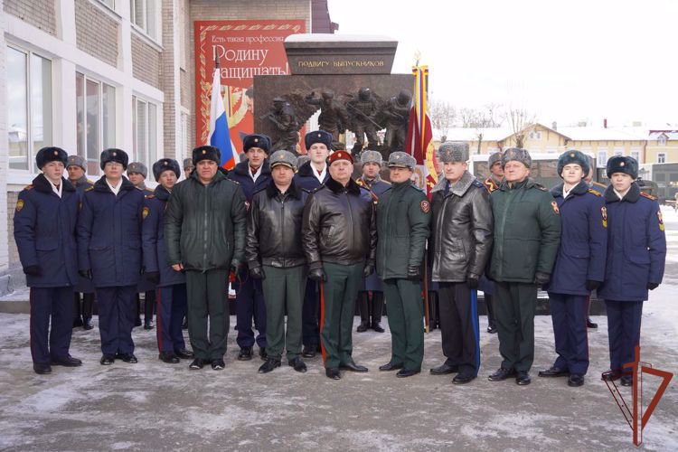 Генерал-полковник Виктор Стригунов поприветствовал участников Всероссийского конкурса патриотических проектов для воспитанников кадетских корпусов