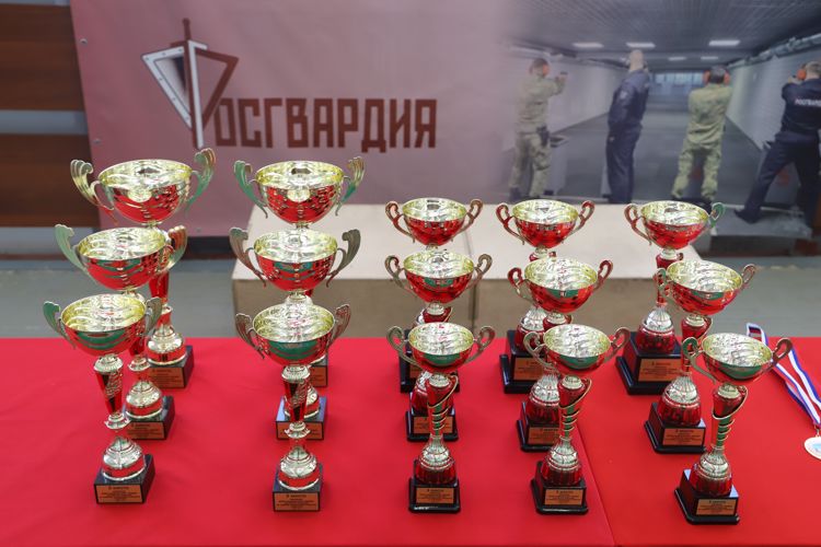 В Перми подвели итоги чемпионата Росгвардии по зимнему офицерскому троеборью