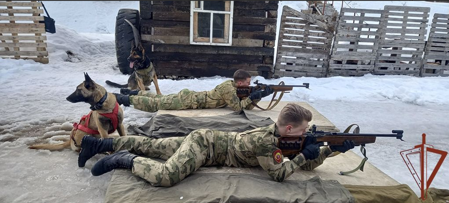 Курсанты Пермского военного института принимают участие в подготовке к Всеармейскому конкурсу «Верный друг –2023»