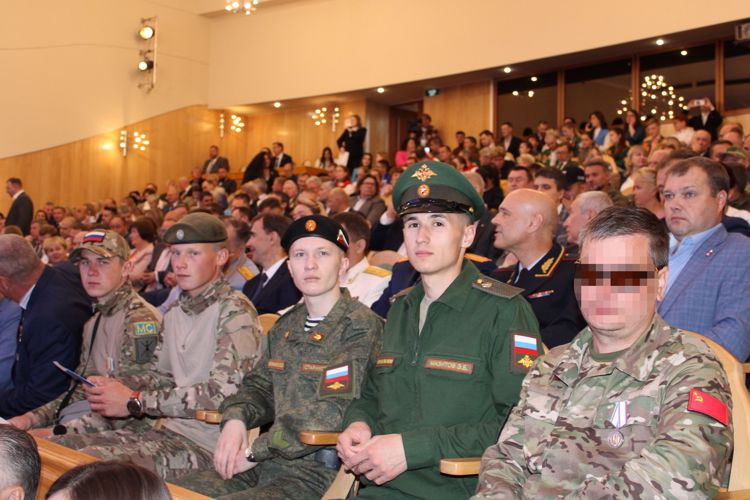 Начальник Управления Росгвардии по Пермскому краю генерал-майор полиции Борис Бородавин принял участие в торжественном чествовании Героев Прикамья