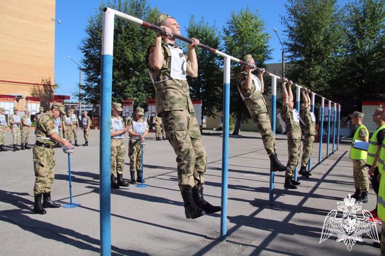 В Перми росгвардейцы провели спортивный праздник, посвящённый «Дню физкультурника»