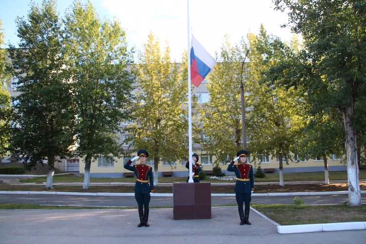 В Перми росгвардейцы отметили день государственного флага