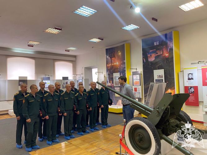 Курсанты Пермского военного института Росгвардии посетили музей пермской артиллерии
