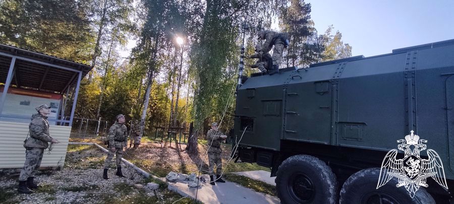 В Пермском военном институте Росгвардии прошло практическое занятие по «Тактико-специальной подготовке»