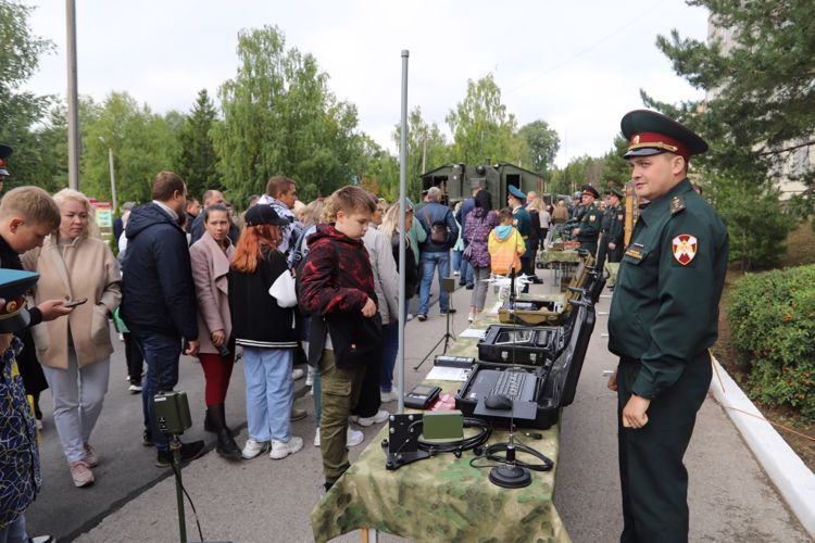 Курсанты Пермского военного института Росгвардии приняли военную присягу