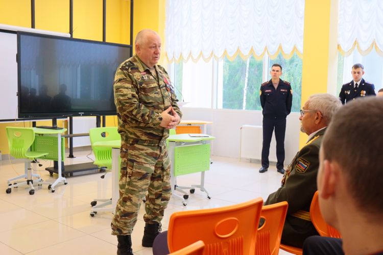 В Пермском крае ветераны Росгвардии провели урок памяти, посвященный Дню солидарности в борьбе с терроризмом