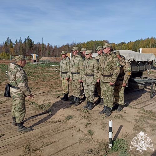 Курсанты Пермского военного института Росгвардии совершенствовали навыки в ходе занятия по обеспечению электроэнергией войск в полевых условиях