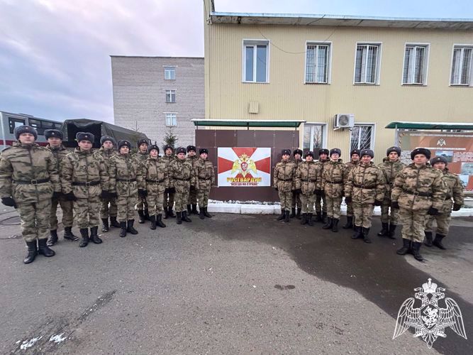 В Перми сотрудники спецподразделений регионального Управления Росгвардии провели занятие с курсантами Пермского военного института
