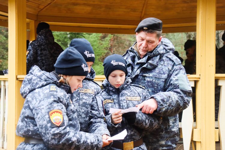 В Пермском президентском кадетском училище Росгвардии состоялся осенний учебно-полевой выход
