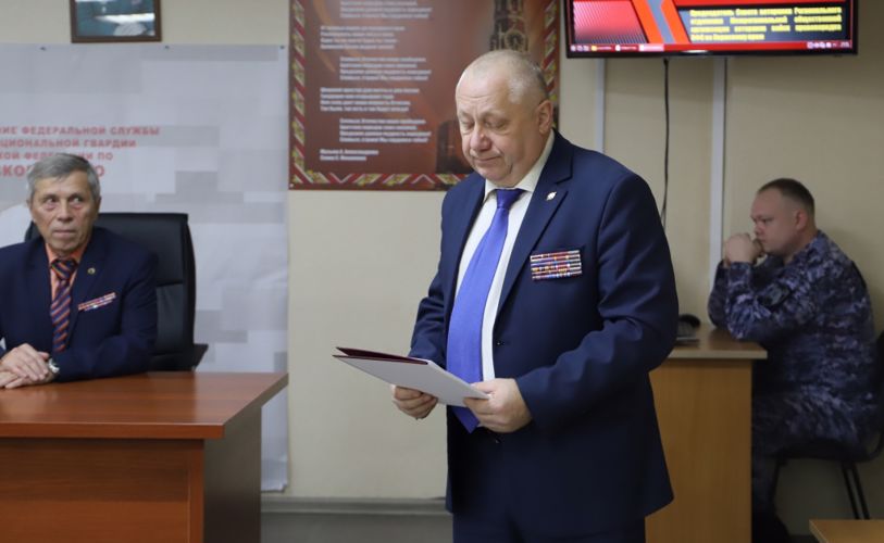 Начальник Управления Росгвардии по Пермскому краю поздравил ветеранов ведомства с Днем ветерана войск правопорядка