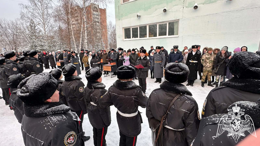 В Перми ветераны Росгвардии приняли участие в торжественных мероприятиях в «Пермском кадетском корпусе им. А.В. Суворова»