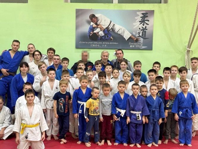 Пермские росгвардейцы провели встречу со школьниками в рамках акции «Встреча с героем» 