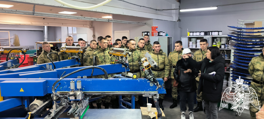 В Перми с курсантами Пермского военного института Росгвардии проведены практические занятия по дисциплине «Товароведение военной одежды и обуви»