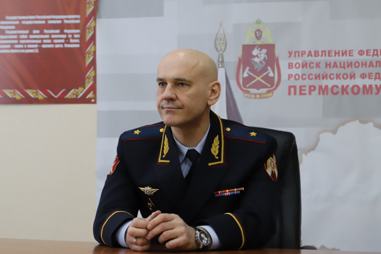 Генерал-майор полиции Борис Бородавин поздравил личный состав политорганов Росгвардии с профессиональным праздником