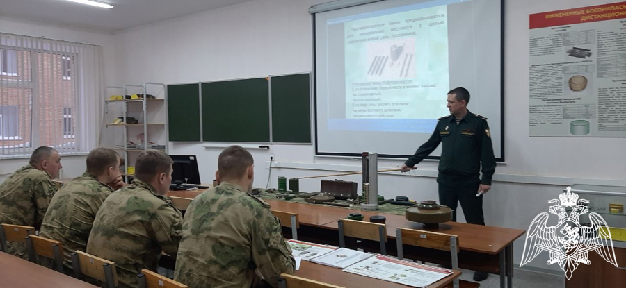 Преподаватели Пермского военного института Росгвардии провели занятия с сотрудниками подразделений специального назначения