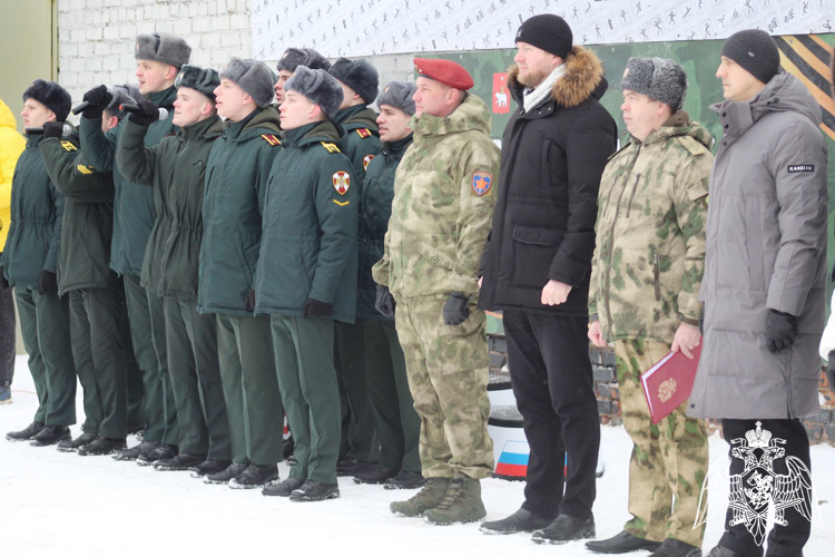 Военнослужащие Пермского военного института Росгвардии оказали помощь в организации эстафеты «Ратник»