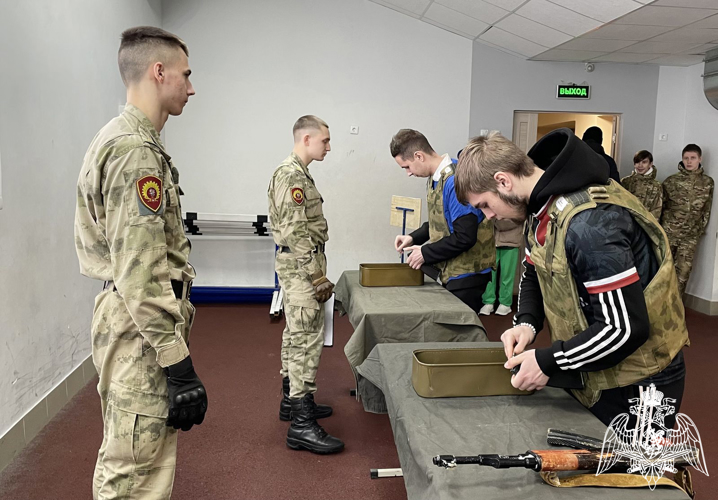 Военнослужащие Пермского военного института Росгвардии оказали помощь в организации эстафеты «Ратник»