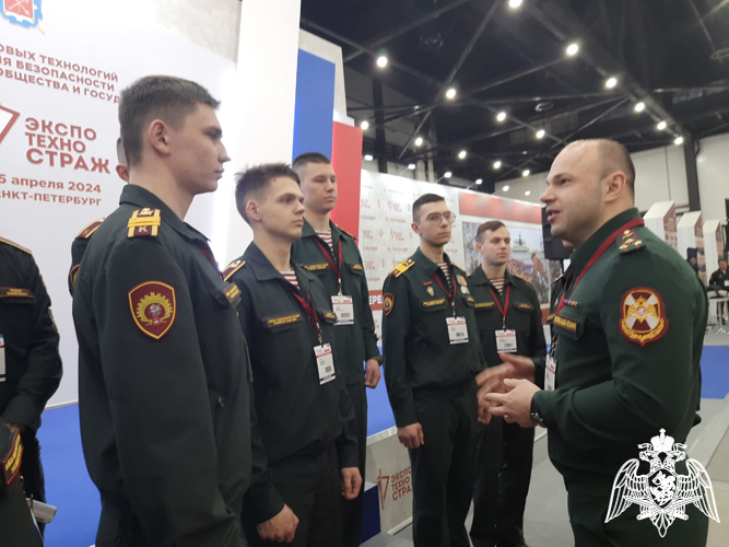 Военнослужащие Пермского военного института Росгвардии приняли участие в выставке «ЭКСПО ТЕХНО СТРАЖ»
