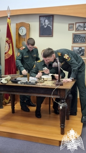 Курсанты факультета технического обеспечения Пермского военного института Росгвардии посетили музей филиала Банка России