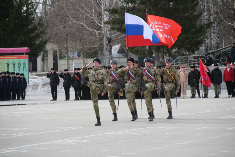 В Перми военнослужащие Росгвардии приняли участие в тренировках перед парадом Победы