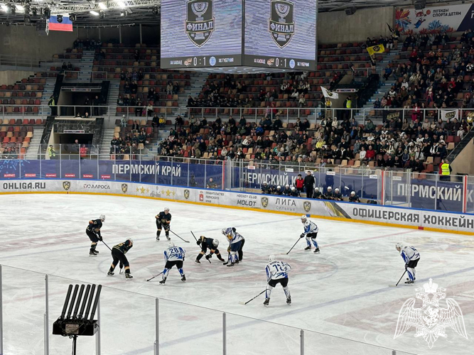 Пермские росгвардейцы приняли участие в финальных играх регионального этапа Офицерской хоккейной лиги в Перми
