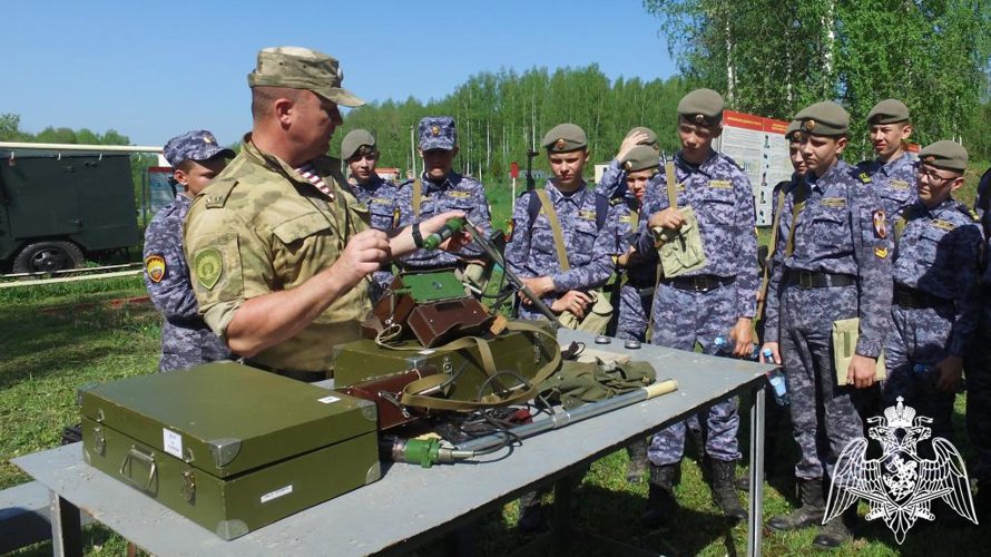 В Пермском военном институте Росгвардии прошли учебно-полевые сборы с кадетами Пермского президентского кадетского училища