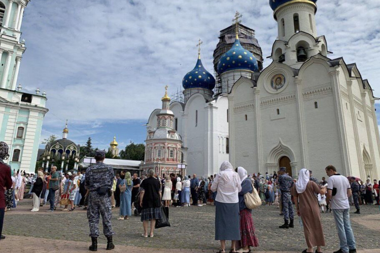 Росгвардейцы приняли участие в праздничных мероприятиях, посвященных Дню памяти преподобного Сергия Радонежского