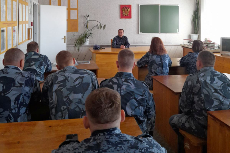 В Перми cотрудник Росгвардии провел занятие с представителями уголовно-исполнительной системы России