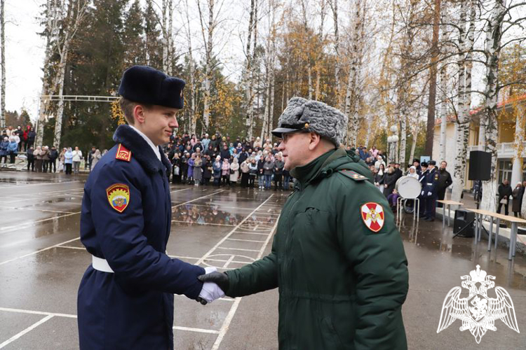 В Пермском президентском кадетском училище Росгвардии вручили удостоверения кадет