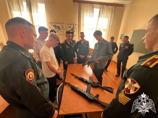 Курсанты Пермского военного института Росгвардии приняли участие во Всероссийском форуме студентов оборонных специальностей