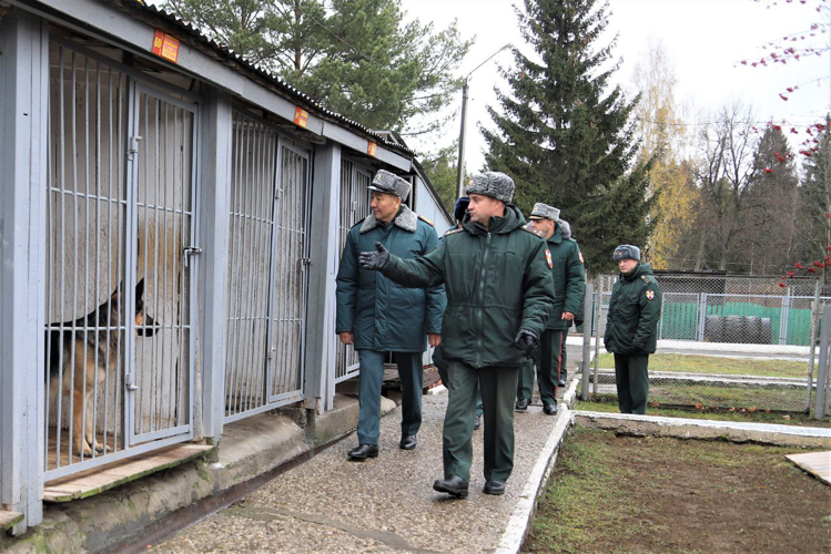 Делегация из Казахстана посетила Пермский военный институт Росгвардии