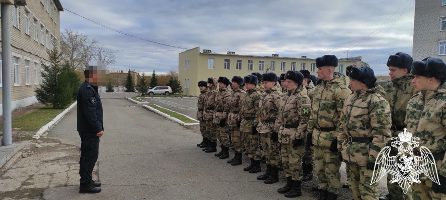 В Перми курсанты Пермского военного института Росгвардии посетили СОБР «Стрелец»