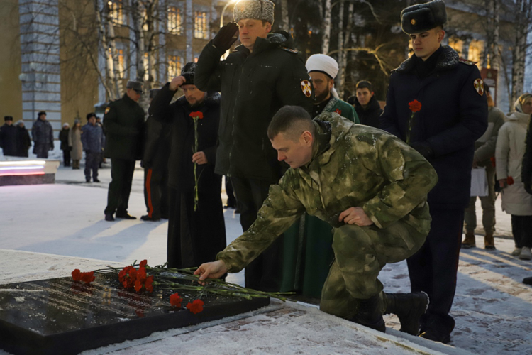 В Пермском президентском кадетском училище Росгвардии была открыта мемориальная плита в память о выпускниках, героически погибших при исполнении воинского долга