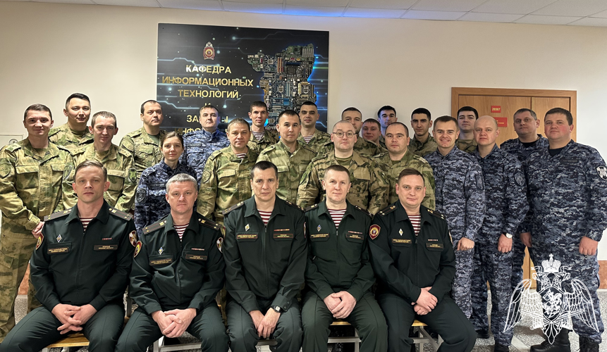 В Пермском военном институте Росгвардии слушатели курсов повышения квалификации сдали междисциплинарный экзамен