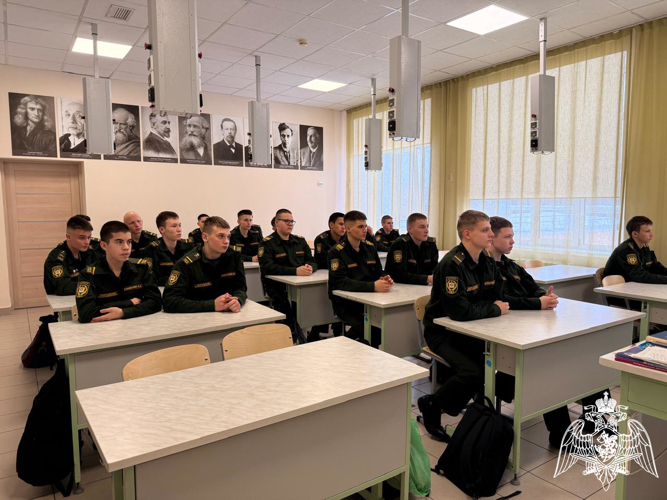 Курсанты Пермского военного института Росгвардии провели прямые линии с кадетами учебных заведений Республики Татарстан