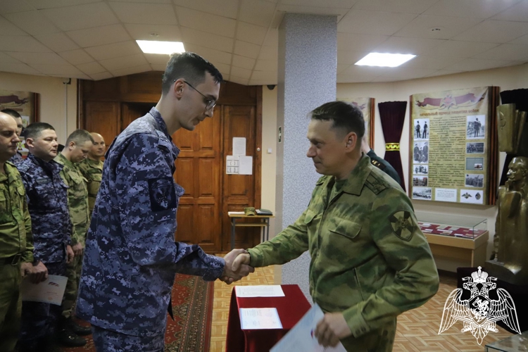 В Пермском военном институте Росгвардии слушатели курсов профессиональной переподготовки успешно сдали итоговый экзамен