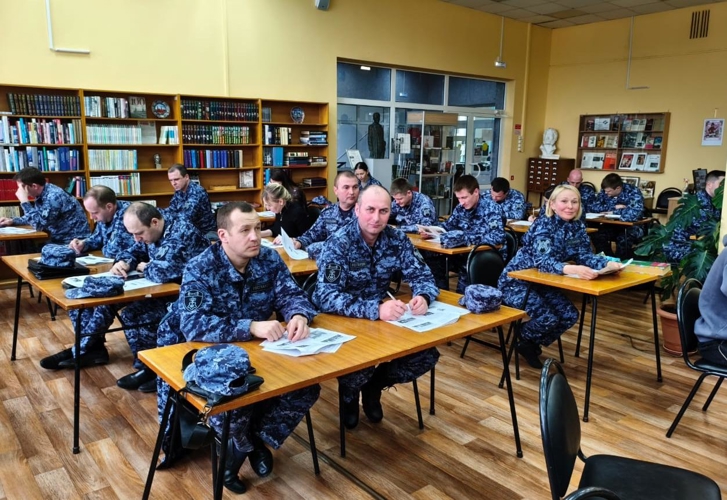 В Перми личный состав Управления Росгвардии по Пермскому краю принял участие во всероссийской акции «Диктант Победы»