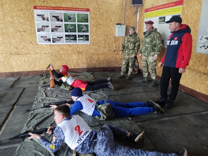 В Пермском военном институте Росгвардии прошли спортивные соревнования среди допризывной молодежи