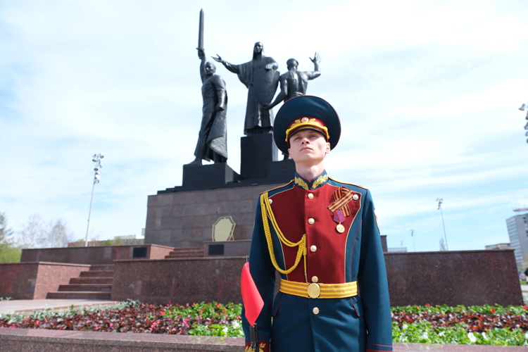 Начальник Управления Росгвардии по Пермскому краю принял участие в церемонии возложения цветов и венков