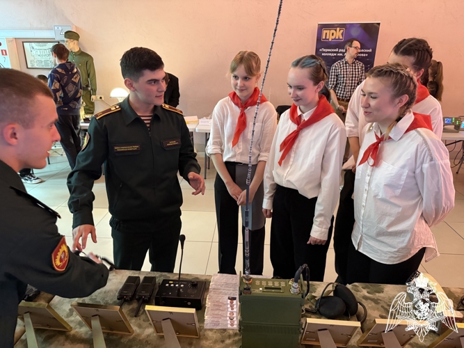 Курсанты Пермского военного института Росгвардии приняли участие в фестивале «Звучит радио»